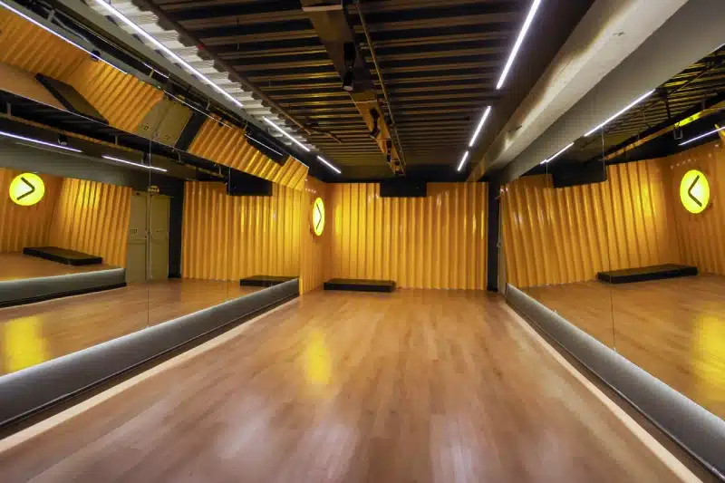 academia-no-shopping-estacao-com-aulas-coletivas